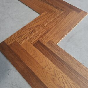 Jodełka klasyczna dąb czerwony lakier 10x65x480 (59 m2)