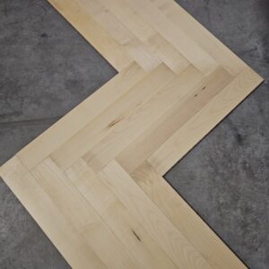 Parkiet jodełka klon 11x70x490 olej (37 m2)