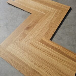 Parkiet dębowy jodełka klasyczna 13x70x490 (19,6 m2)