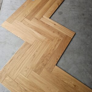 Jodełka klasyczna dąb faza olejowosk 10x90x490 (180 m2)